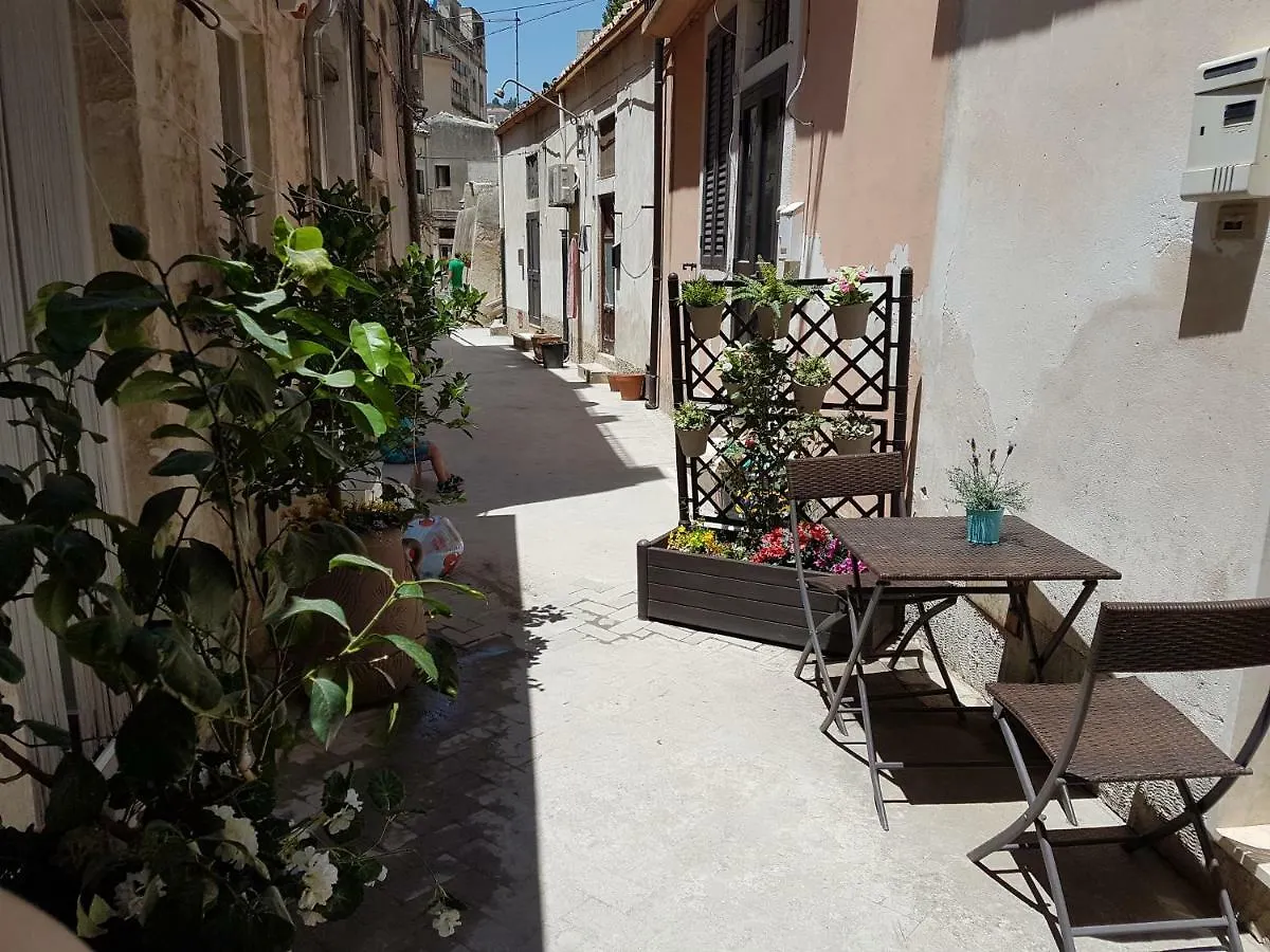 Casa Al Vicoletto Villa Modica Italy